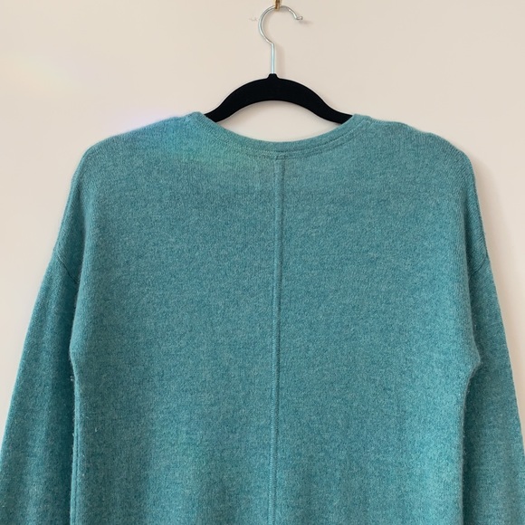 Cynthia Rowley Size L 100% 2-Ply Cashmere Crew Neck Sweater in Color Aqua - Picture 12 of 17